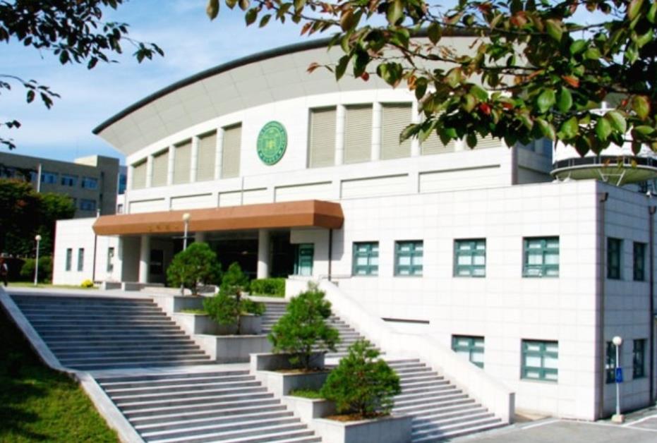 건국체육관